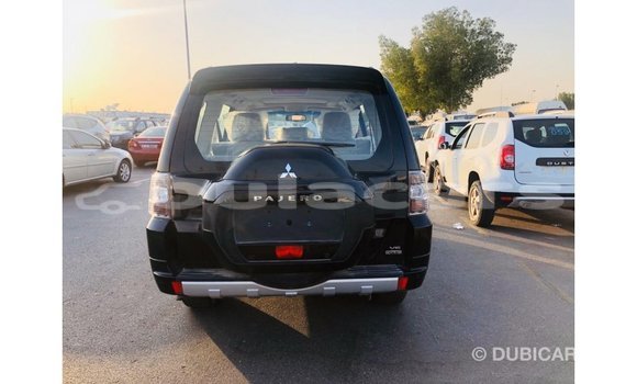 Buy Import Mitsubishi Pajero Black Car in Import - Dubai in Central Buy Import Mitsubishi Pajero Black Car in Import - Dubai in Central