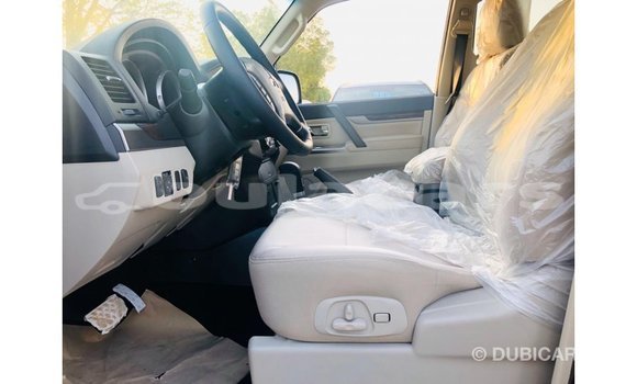 Buy Import Mitsubishi Pajero Black Car in Import - Dubai in Central Buy Import Mitsubishi Pajero Black Car in Import - Dubai in Central