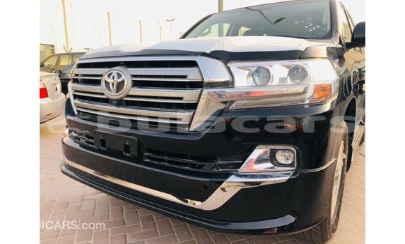 Buy Import Toyota Land Cruiser Black Car in Import - Dubai in Central Buy Import Toyota Land Cruiser Black Car in Import - Dubai in Central