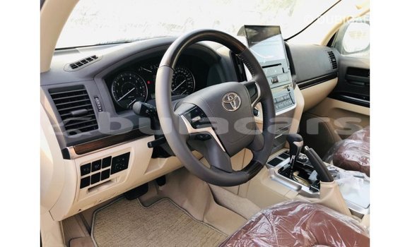 Buy Import Toyota Land Cruiser Black Car in Import - Dubai in Central Buy Import Toyota Land Cruiser Black Car in Import - Dubai in Central