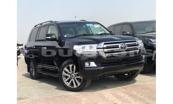 Acheter Import Voiture Toyota Land Cruiser Noir à Import - Dubai, Central Acheter Import Voiture Toyota Land Cruiser Noir à Import - Dubai, Central