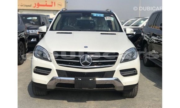 Buy Import Mercedes-Benz 190 White Car in Import - Dubai in Central Buy Import Mercedes-Benz 190 White Car in Import - Dubai in Central