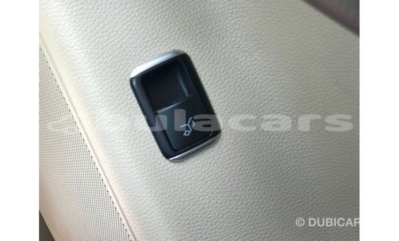 Buy Import Mercedes-Benz 190 White Car in Import - Dubai in Central Buy Import Mercedes-Benz 190 White Car in Import - Dubai in Central