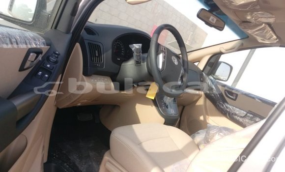 Buy Import Hyundai Accent Brown Car in Import - Dubai in Central Buy Import Hyundai Accent Brown Car in Import - Dubai in Central