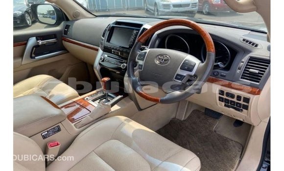 Buy Import Toyota Land Cruiser Black Car in Import - Dubai in Central Buy Import Toyota Land Cruiser Black Car in Import - Dubai in Central