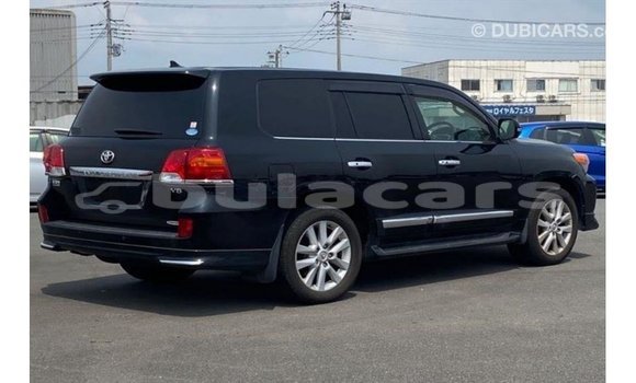 Buy Import Toyota Land Cruiser Black Car in Import - Dubai in Central Buy Import Toyota Land Cruiser Black Car in Import - Dubai in Central