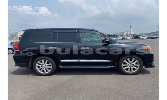 Buy Import Toyota Land Cruiser Black Car in Import - Dubai in Central Buy Import Toyota Land Cruiser Black Car in Import - Dubai in Central