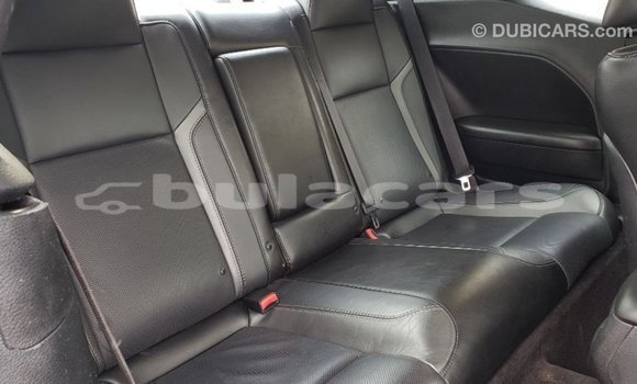 Buy Import Dodge Challenger White Car in Import - Dubai in Central Buy Import Dodge Challenger White Car in Import - Dubai in Central