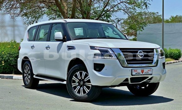 Buy Import Nissan Patrol White Car in Import - Dubai in Central Buy Import Nissan Patrol White Car in Import - Dubai in Central
