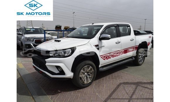 Buy Import Toyota Hilux White Car in Import - Dubai in Central Buy Import Toyota Hilux White Car in Import - Dubai in Central
