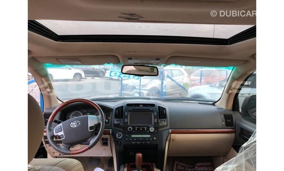 Buy Import Toyota Land Cruiser Black Car in Import - Dubai in Central Buy Import Toyota Land Cruiser Black Car in Import - Dubai in Central