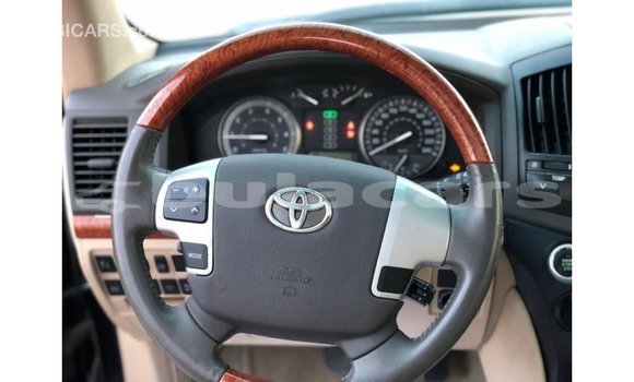 Buy Import Toyota Land Cruiser Black Car in Import - Dubai in Central Buy Import Toyota Land Cruiser Black Car in Import - Dubai in Central