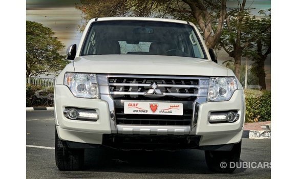 Buy Import Mitsubishi Pajero White Car in Import - Dubai in Central Buy Import Mitsubishi Pajero White Car in Import - Dubai in Central