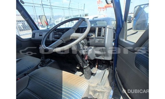 Acheter Import Voiture Mazda 2 Bleu à Import - Dubai, Central Acheter Import Voiture Mazda 2 Bleu à Import - Dubai, Central