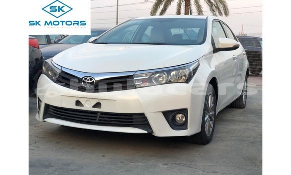 Buy Import Toyota Corolla White Car in Import - Dubai in Central Buy Import Toyota Corolla White Car in Import - Dubai in Central