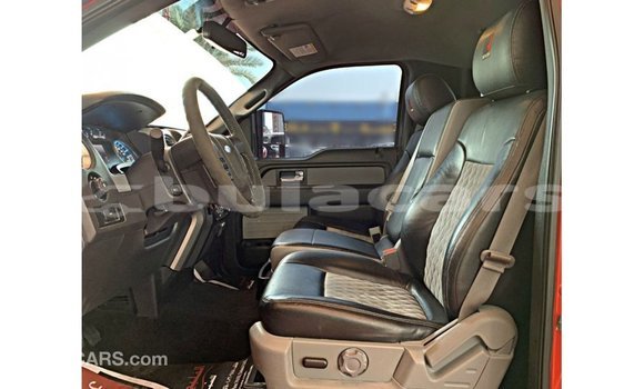 Buy Import Ford Club Wagon Red Car in Import - Dubai in Central Buy Import Ford Club Wagon Red Car in Import - Dubai in Central