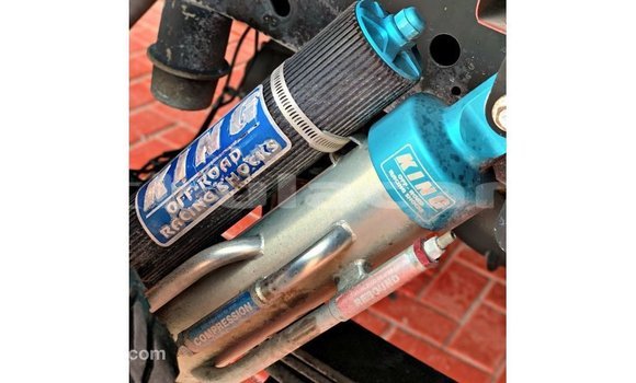 Buy Import Ford Club Wagon Red Car in Import - Dubai in Central Buy Import Ford Club Wagon Red Car in Import - Dubai in Central