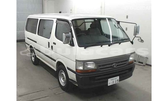 Acheter Import Voiture Toyota Hiace Blanc à Import - Dubai, Central Acheter Import Voiture Toyota Hiace Blanc à Import - Dubai, Central