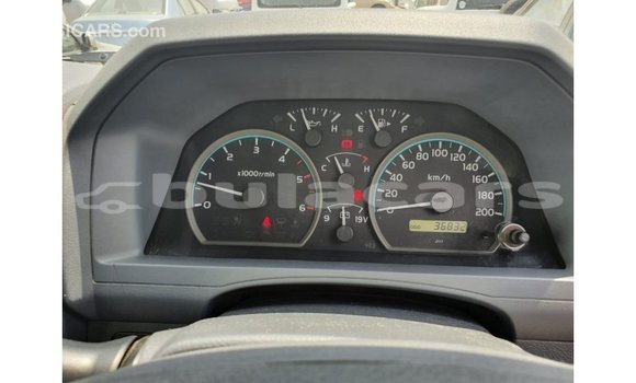 Acheter Import Voiture Toyota Land Cruiser Blanc à Import - Dubai, Central Acheter Import Voiture Toyota Land Cruiser Blanc à Import - Dubai, Central