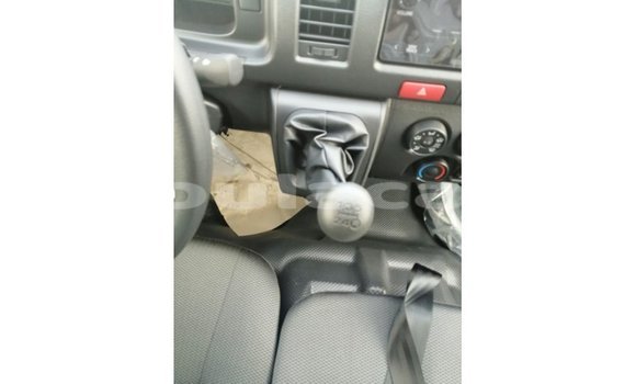 Buy Import Toyota Hiace White Car in Import - Dubai in Central Buy Import Toyota Hiace White Car in Import - Dubai in Central