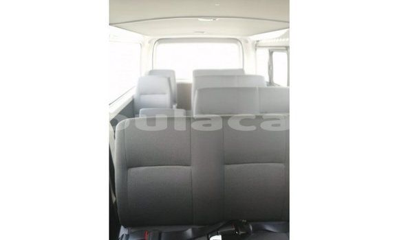 Buy Import Toyota Hiace White Car in Import - Dubai in Central Buy Import Toyota Hiace White Car in Import - Dubai in Central