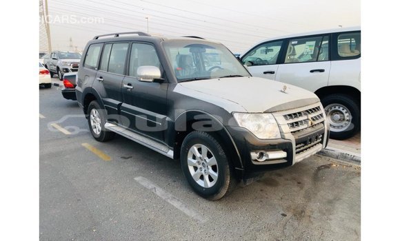 Buy Import Mitsubishi Pajero Black Car in Import - Dubai in Central Buy Import Mitsubishi Pajero Black Car in Import - Dubai in Central