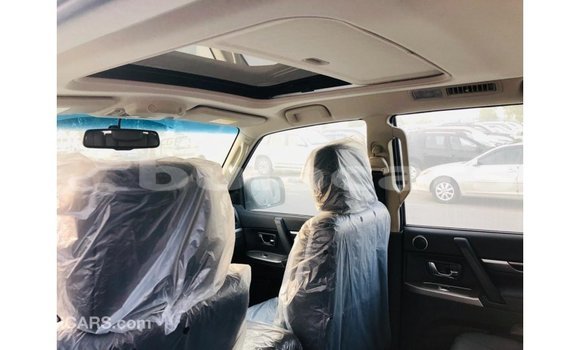 Buy Import Mitsubishi Pajero Black Car in Import - Dubai in Central Buy Import Mitsubishi Pajero Black Car in Import - Dubai in Central