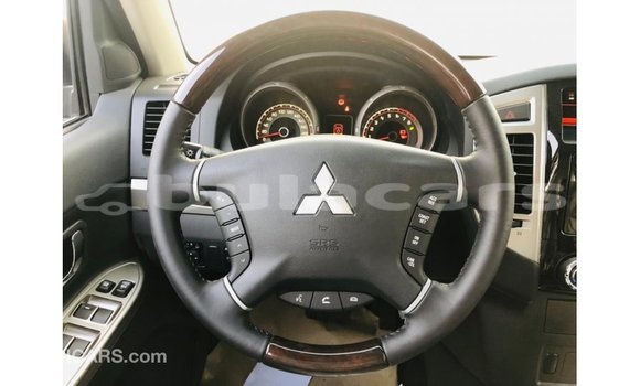 Buy Import Mitsubishi Pajero Black Car in Import - Dubai in Central Buy Import Mitsubishi Pajero Black Car in Import - Dubai in Central