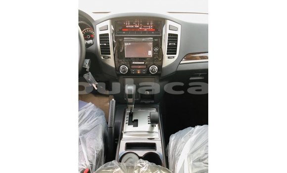 Buy Import Mitsubishi Pajero Black Car in Import - Dubai in Central Buy Import Mitsubishi Pajero Black Car in Import - Dubai in Central