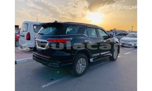 Buy Import Toyota Fortuner Black Car in Import - Dubai in Central Buy Import Toyota Fortuner Black Car in Import - Dubai in Central