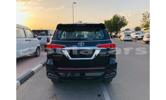 Buy Import Toyota Fortuner Black Car in Import - Dubai in Central Buy Import Toyota Fortuner Black Car in Import - Dubai in Central