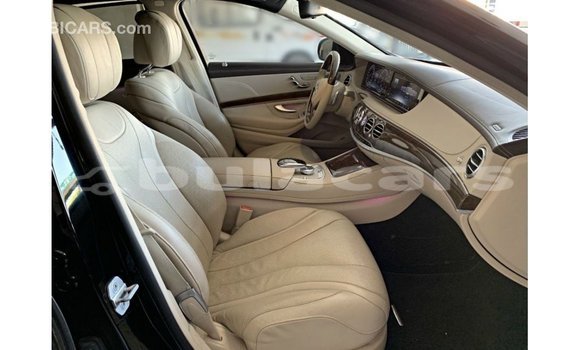 Buy Import Mercedes-Benz 190 Black Car in Import - Dubai in Central Buy Import Mercedes-Benz 190 Black Car in Import - Dubai in Central