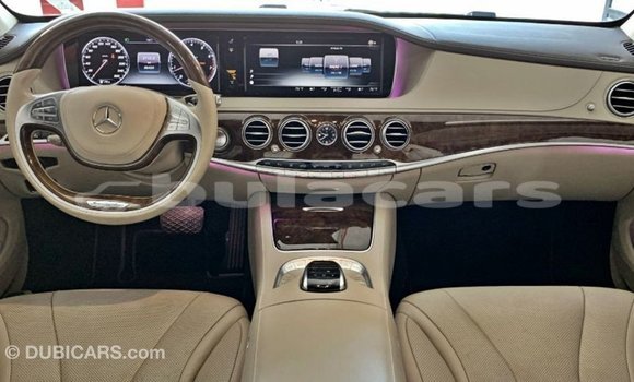 Buy Import Mercedes-Benz 190 Black Car in Import - Dubai in Central Buy Import Mercedes-Benz 190 Black Car in Import - Dubai in Central