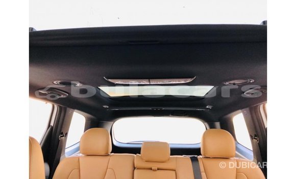 Buy Import Kia Carens White Car in Import - Dubai in Central Buy Import Kia Carens White Car in Import - Dubai in Central