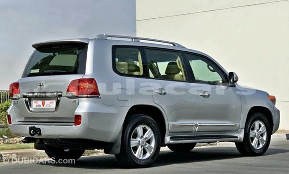 Buy Import Toyota Land Cruiser Grey Car in Import - Dubai in Central Buy Import Toyota Land Cruiser Grey Car in Import - Dubai in Central