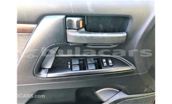 Acheter Import Voiture Toyota Land Cruiser Autre à Import - Dubai, Central Acheter Import Voiture Toyota Land Cruiser Autre à Import - Dubai, Central