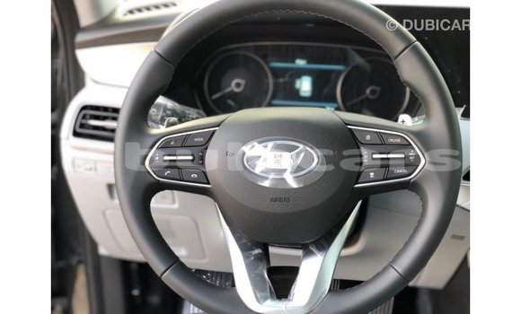 Buy Import Hyundai Accent Grey Car in Import - Dubai in Central Buy Import Hyundai Accent Grey Car in Import - Dubai in Central