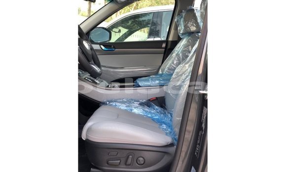 Buy Import Hyundai Accent Grey Car in Import - Dubai in Central Buy Import Hyundai Accent Grey Car in Import - Dubai in Central