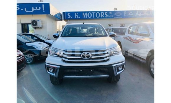 Buy Import Toyota Hilux White Car in Import - Dubai in Central Buy Import Toyota Hilux White Car in Import - Dubai in Central