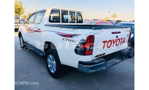Buy Import Toyota Hilux White Car in Import - Dubai in Central Buy Import Toyota Hilux White Car in Import - Dubai in Central