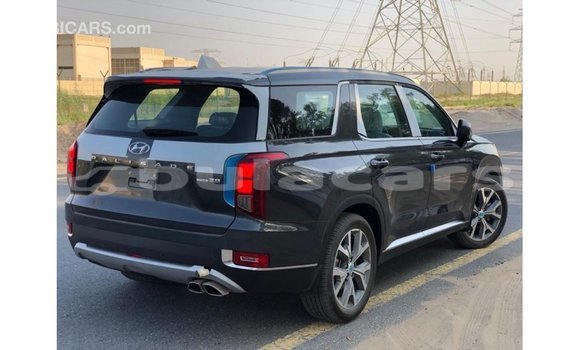 Acheter Import Voiture Hyundai Accent Gris à Import - Dubai, Central Acheter Import Voiture Hyundai Accent Gris à Import - Dubai, Central