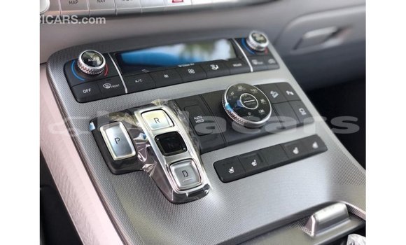 Acheter Import Voiture Hyundai Accent Gris à Import - Dubai, Central Acheter Import Voiture Hyundai Accent Gris à Import - Dubai, Central