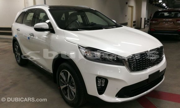Acheter Import Voiture Kia Sorento Blanc à Import - Dubai, Central Acheter Import Voiture Kia Sorento Blanc à Import - Dubai, Central