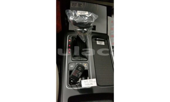 Acheter Import Voiture Kia Sorento Blanc à Import - Dubai, Central Acheter Import Voiture Kia Sorento Blanc à Import - Dubai, Central