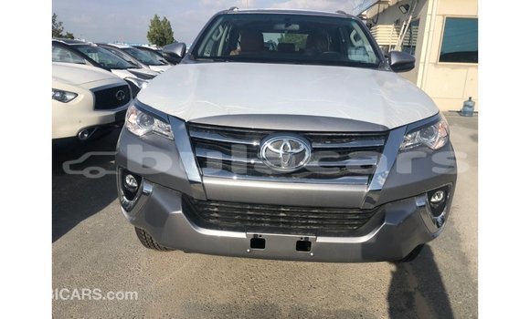Buy Import Toyota Fortuner Grey Car in Import - Dubai in Central Buy Import Toyota Fortuner Grey Car in Import - Dubai in Central