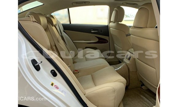 Buy Import Lexus GS White Car in Import - Dubai in Central Buy Import Lexus GS White Car in Import - Dubai in Central