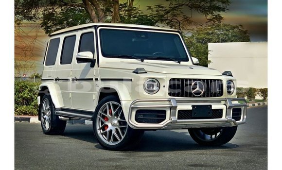 Buy Import Mercedes-Benz 190 White Car in Import - Dubai in Central Buy Import Mercedes-Benz 190 White Car in Import - Dubai in Central