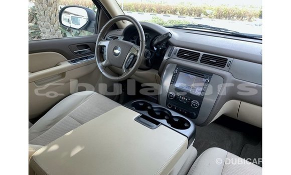 Buy Import Chevrolet Tahoe White Car in Import - Dubai in Central Buy Import Chevrolet Tahoe White Car in Import - Dubai in Central