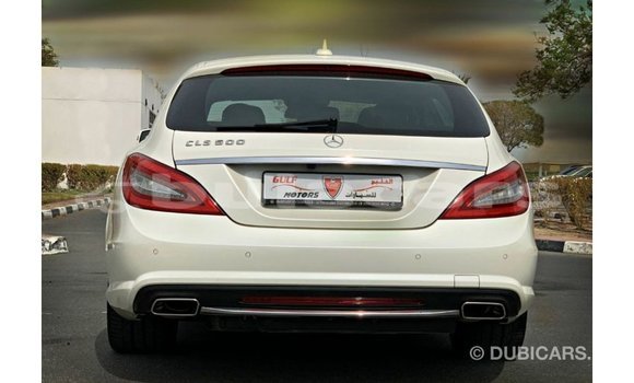 Buy Import Mercedes-Benz 190 White Car in Import - Dubai in Central Buy Import Mercedes-Benz 190 White Car in Import - Dubai in Central