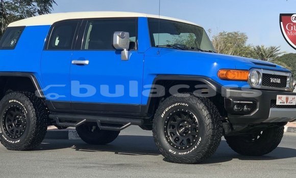 Buy Import Toyota FJ Cruiser Blue Car in Import - Dubai in Central